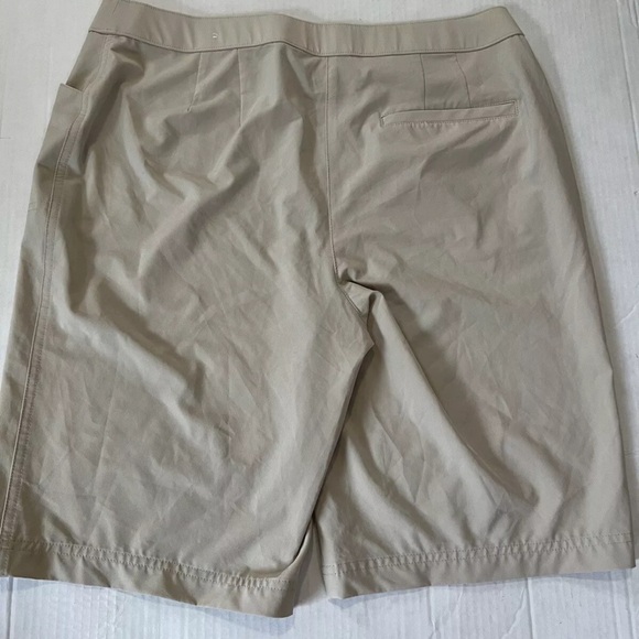 NWOT Weekends By Chico's Size 1.5 Short Women's Chino Shorts - Picture 2 of 5